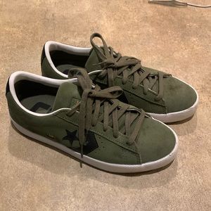 CONVERSE SUEDE LACE UPS